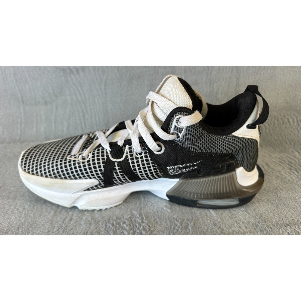 Nike LeBron Witness 7 Basketball Shoes Men's Size 9.5 Black White DM1123-100 - Picture 5 of 10